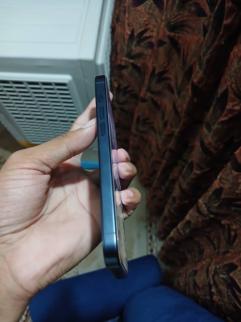 Apple iPhone 15 Pro 5