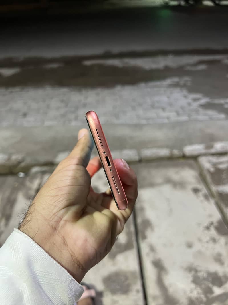 Apple iPhone XR 2