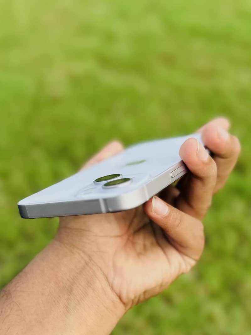 Apple iPhone 14 0