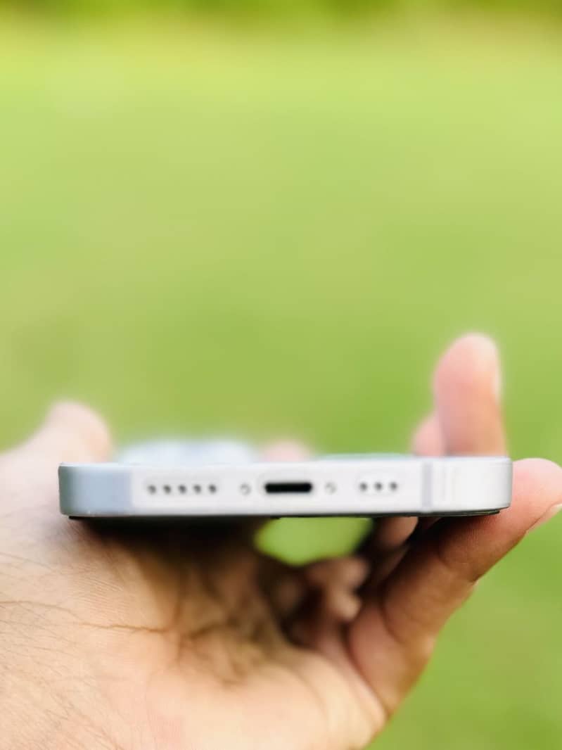 Apple iPhone 14 1