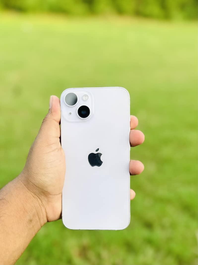 Apple iPhone 14 4