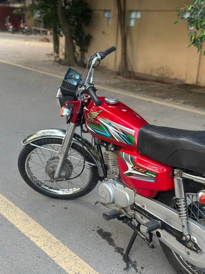 very good looking bike and all Original documents