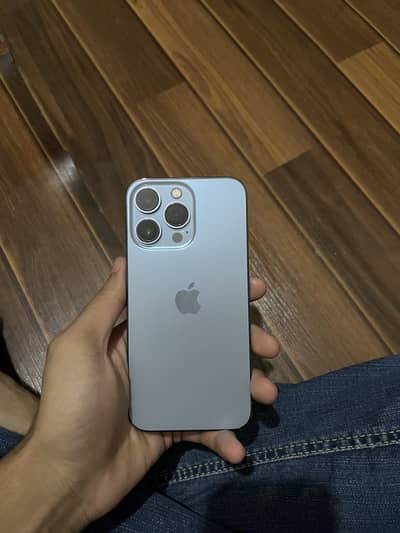Apple iPhone 13 Pro