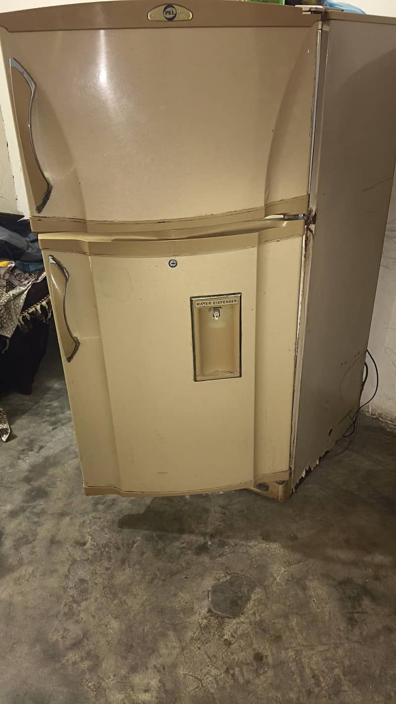 PEL REFRIGERATOR 2