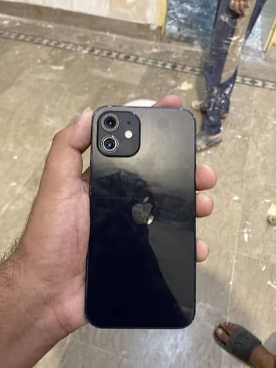Apple iPhone 12
