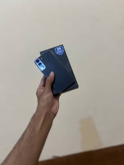 Samsung  S22 Dual Pta 12/256 box pack set