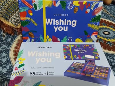 Sephora wishing you  make  up  palette
