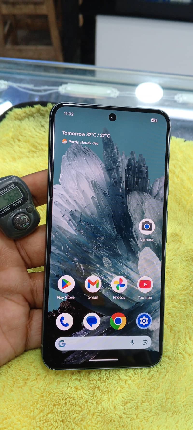 Google Pixel 8 1