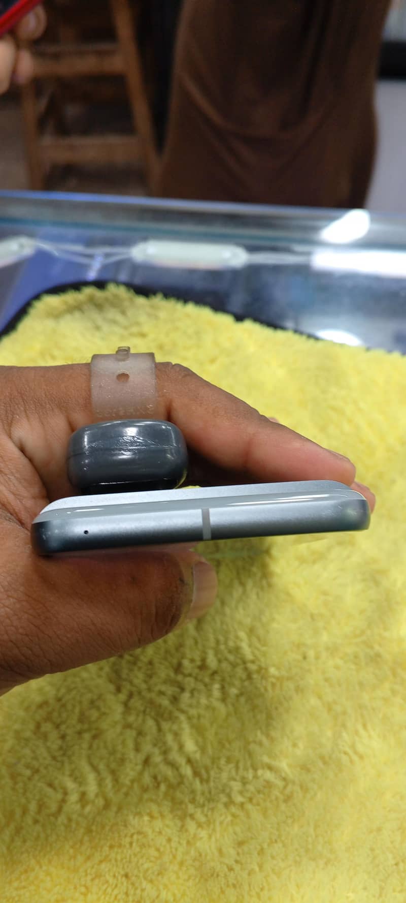 Google Pixel 8 5