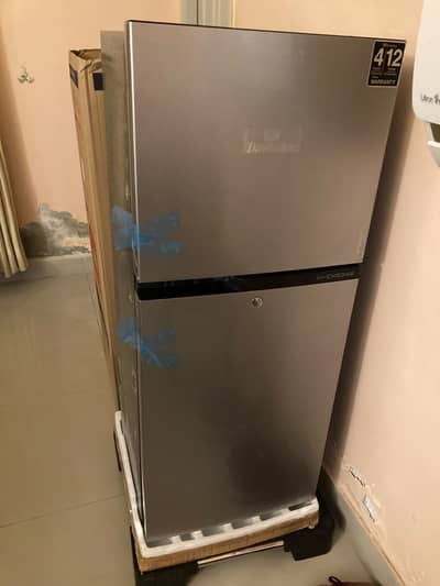 Dawlance Fridge For Sale Brand New, Never Used, 9140 WB M 8 CUBIC FEET