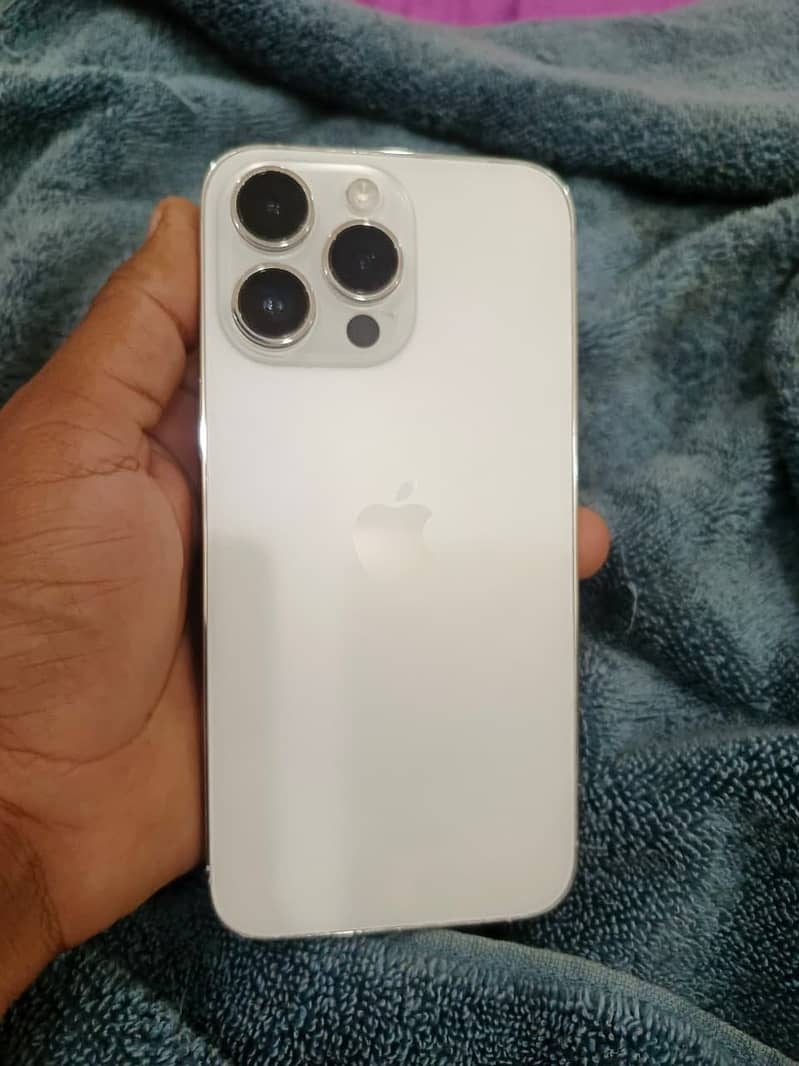 Apple iPhone 14 Pro Max 8
