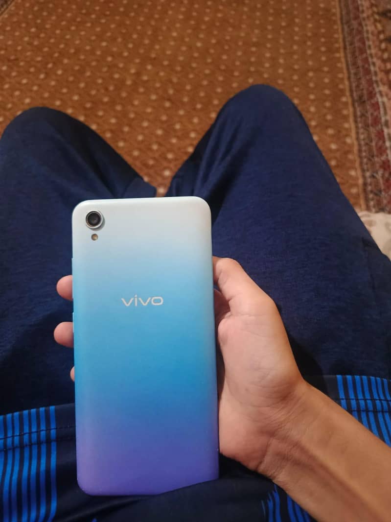 Vivo Y90 3
