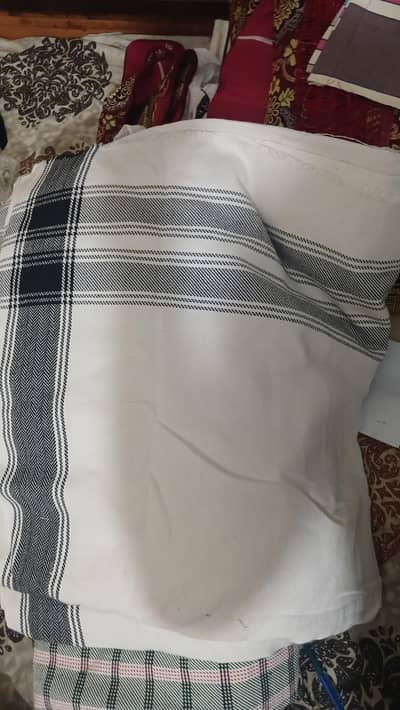 2 pair Bed sheets garam  4 pair dari 12 pair khase hand made