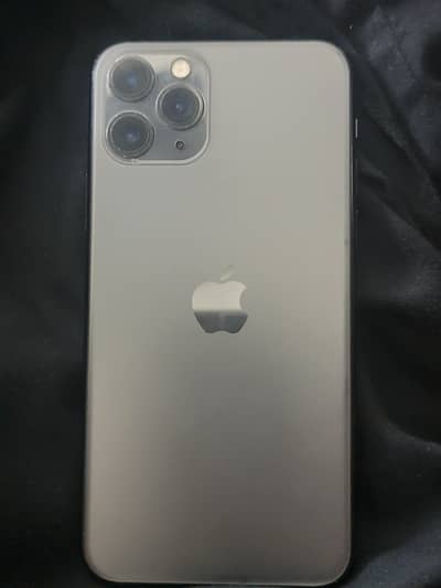 iPhone 11 Pro 64 gb nonpta only pannal change vo bhi original ha 11 ka