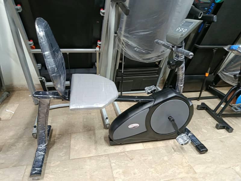 Exercise (Exercise Magnetic recumbent bike) cycle 0