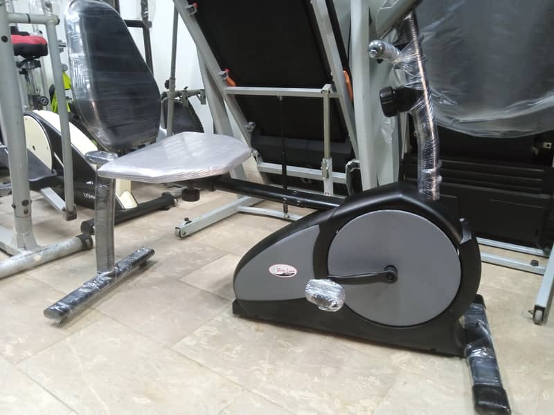 Exercise (Exercise Magnetic recumbent bike) cycle 4