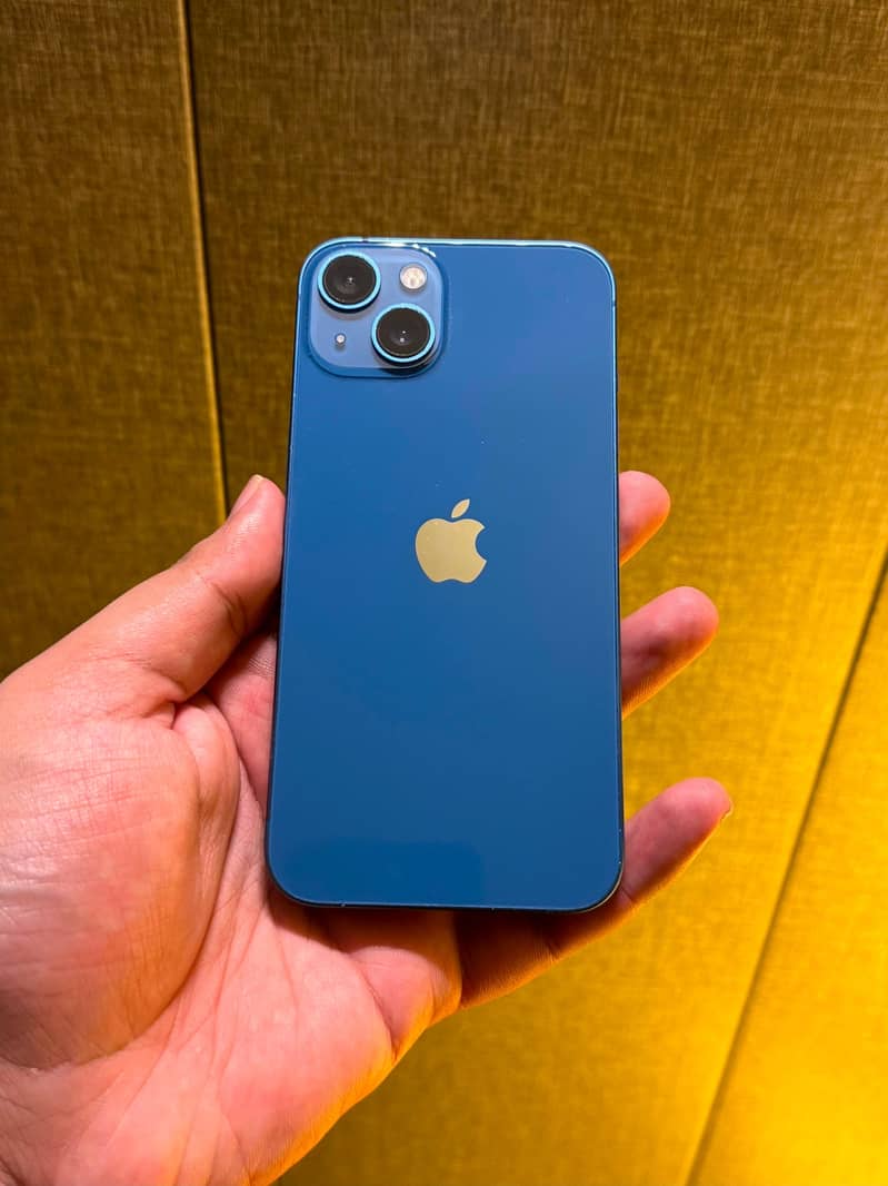 Apple iPhone 13 2