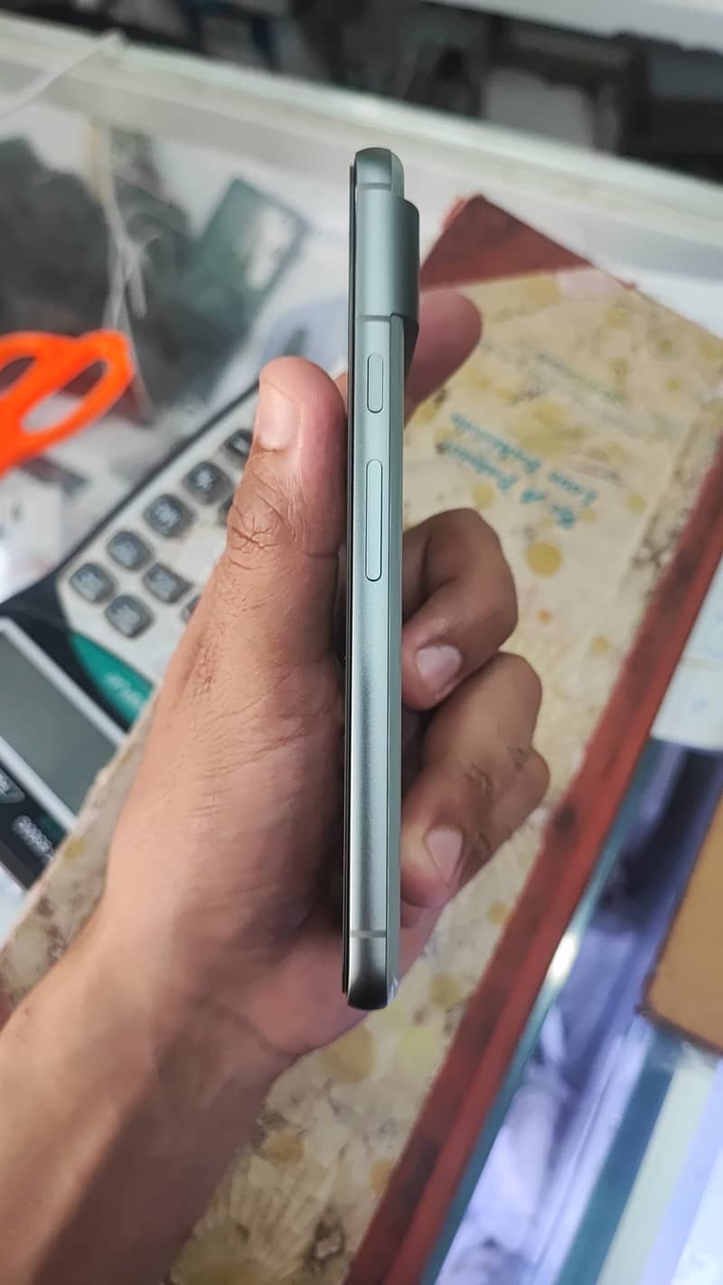 Google Pixel 8 3