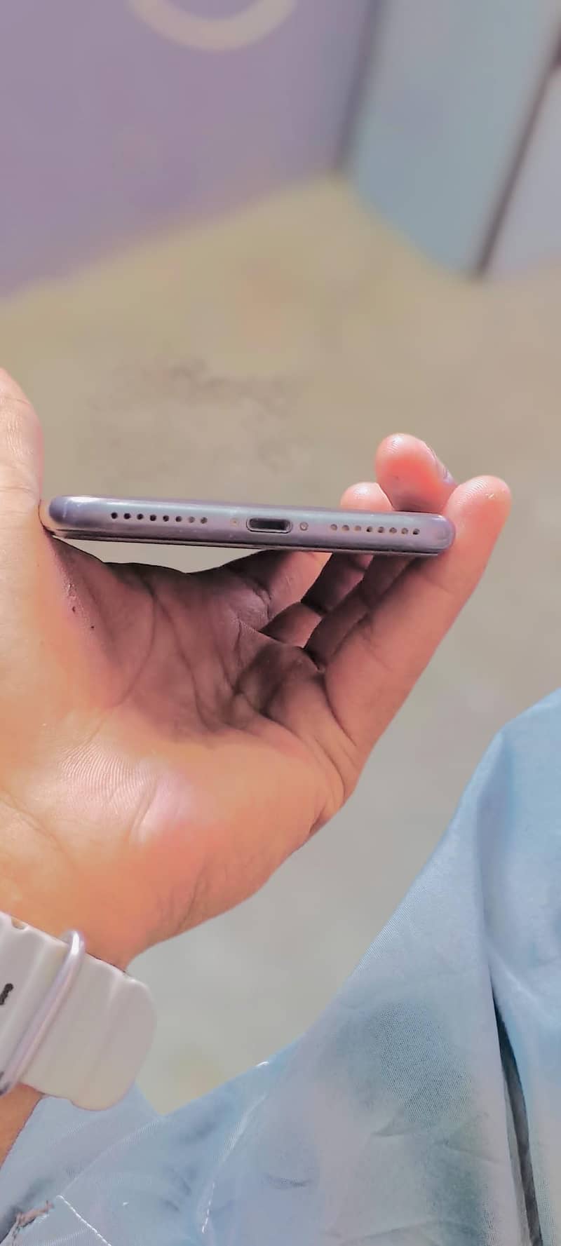 Apple iPhone 8 Plus 1