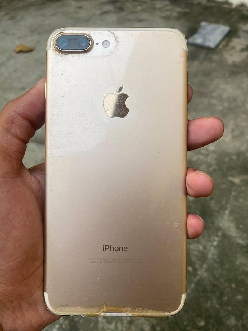 Apple iPhone 7 Plus 0
