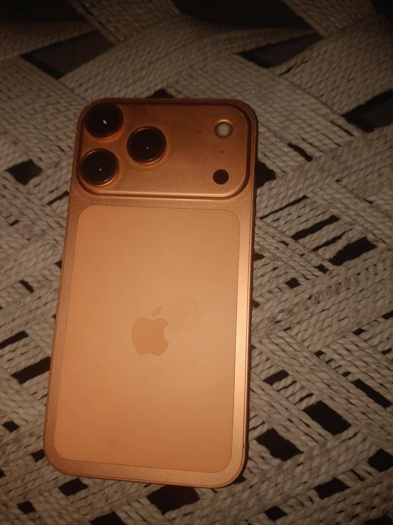 Apple iPhone Convert 17 pro 1