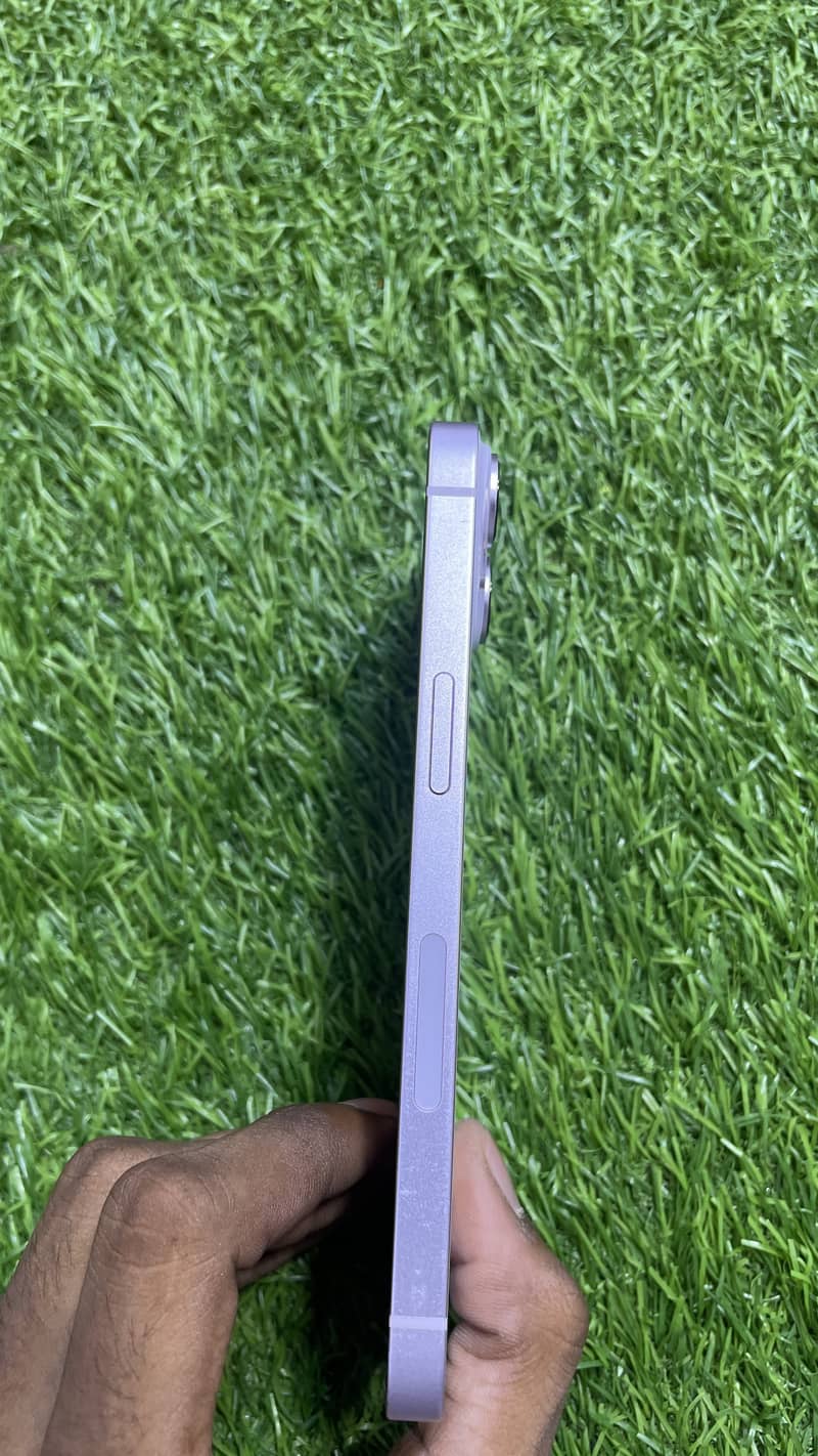 Apple iPhone 14 3