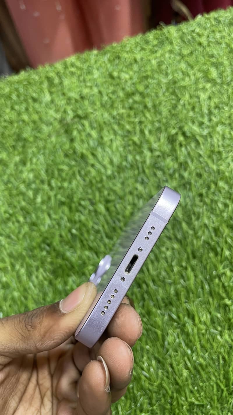 Apple iPhone 14 5