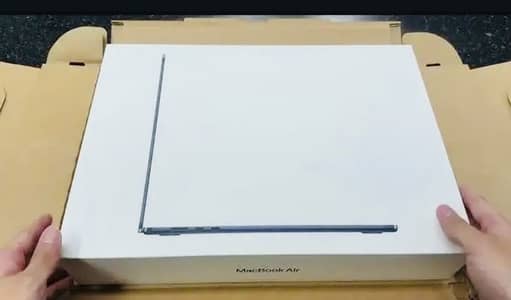 MacBook Air M5 Box Pack – Non-Active | Brand New | Latest Model