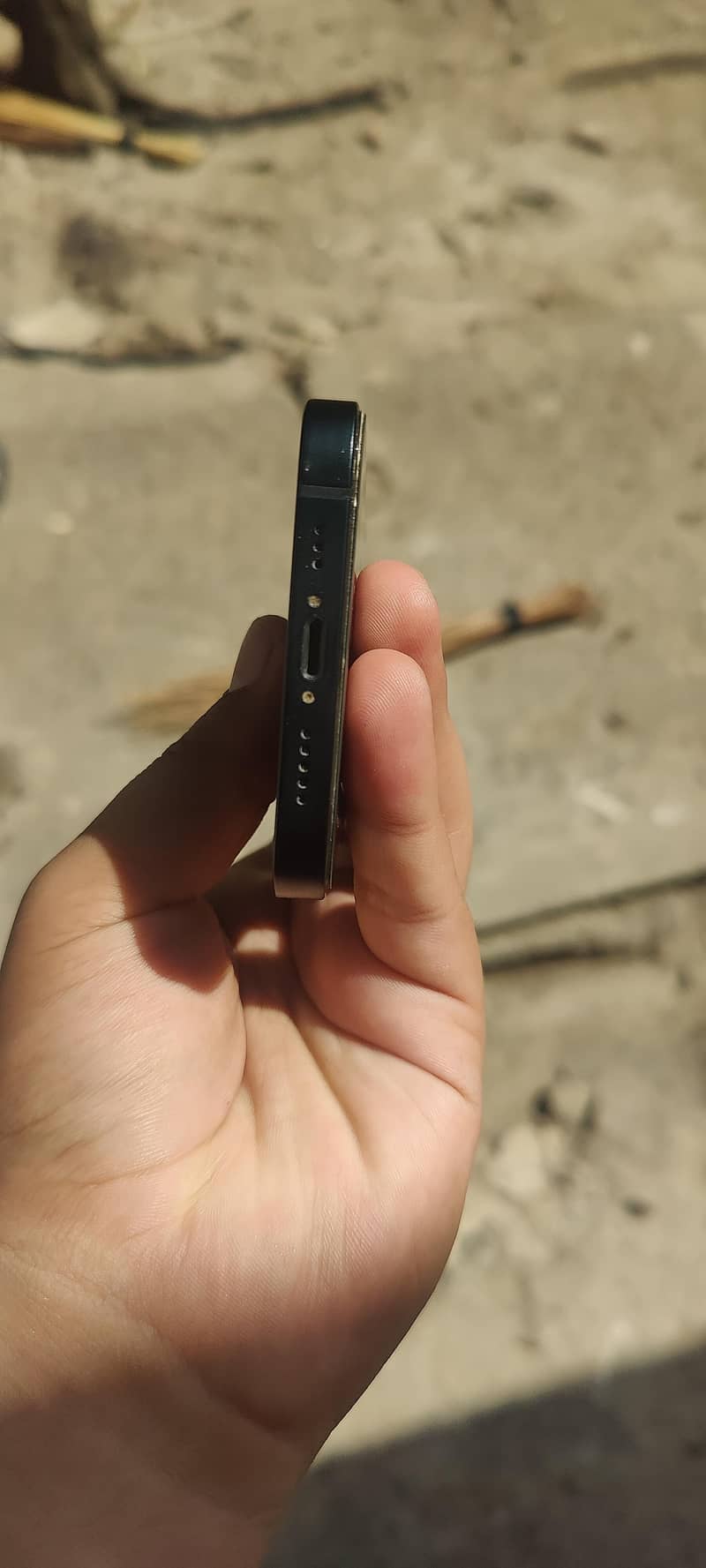 Apple iPhone 13 2