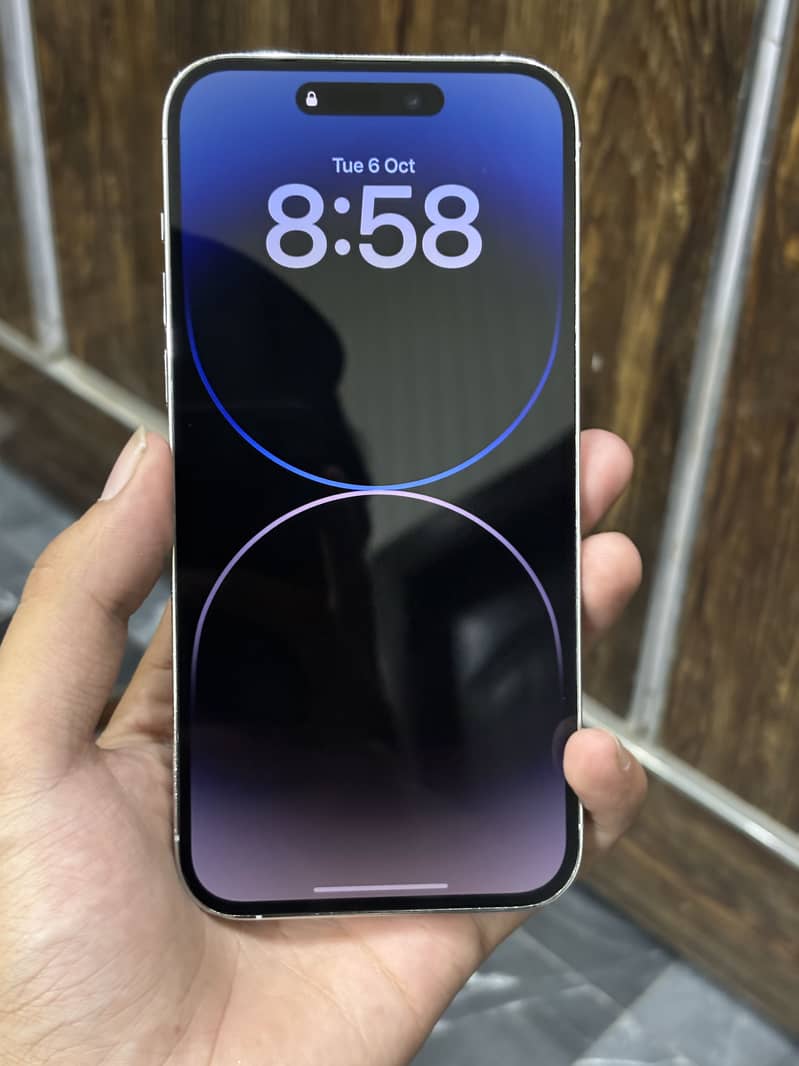 Apple iPhone 14 Pro Max 3