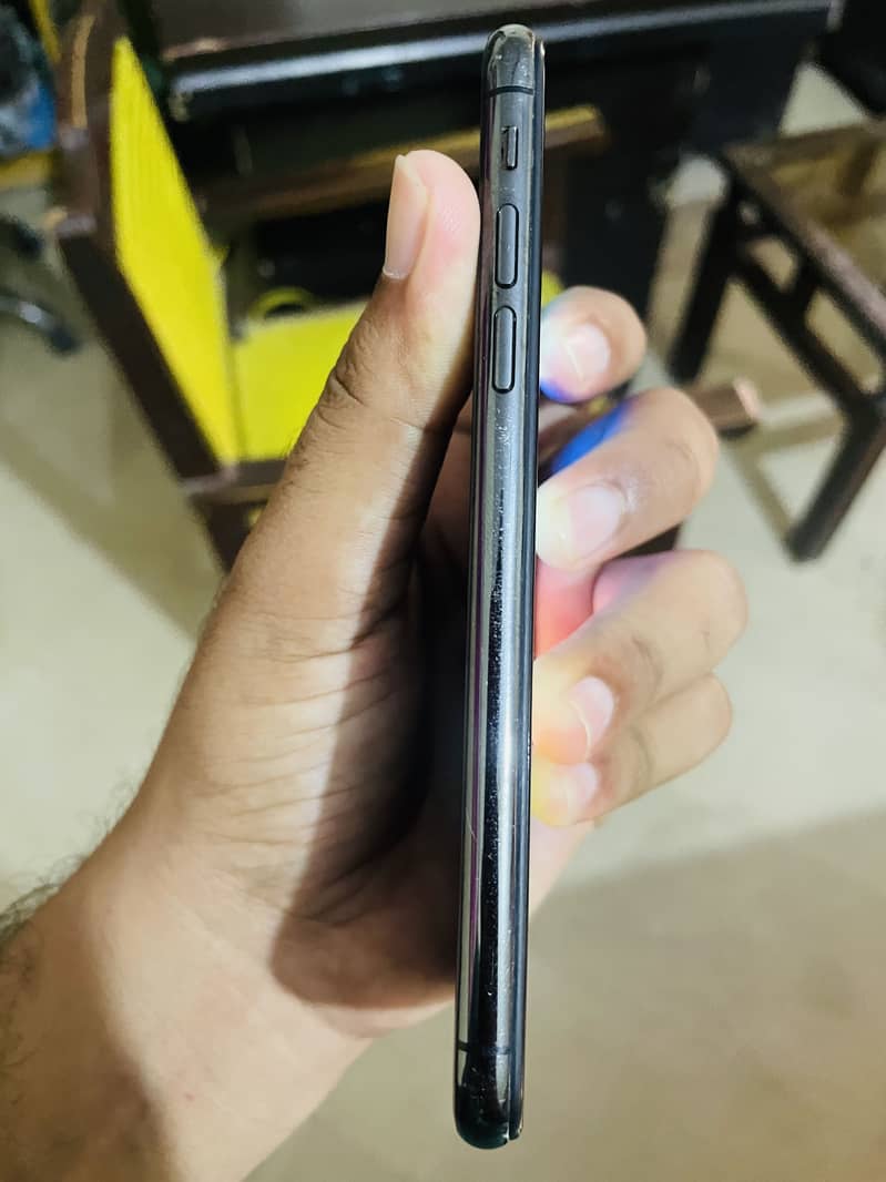 iPhone X 256GB 1