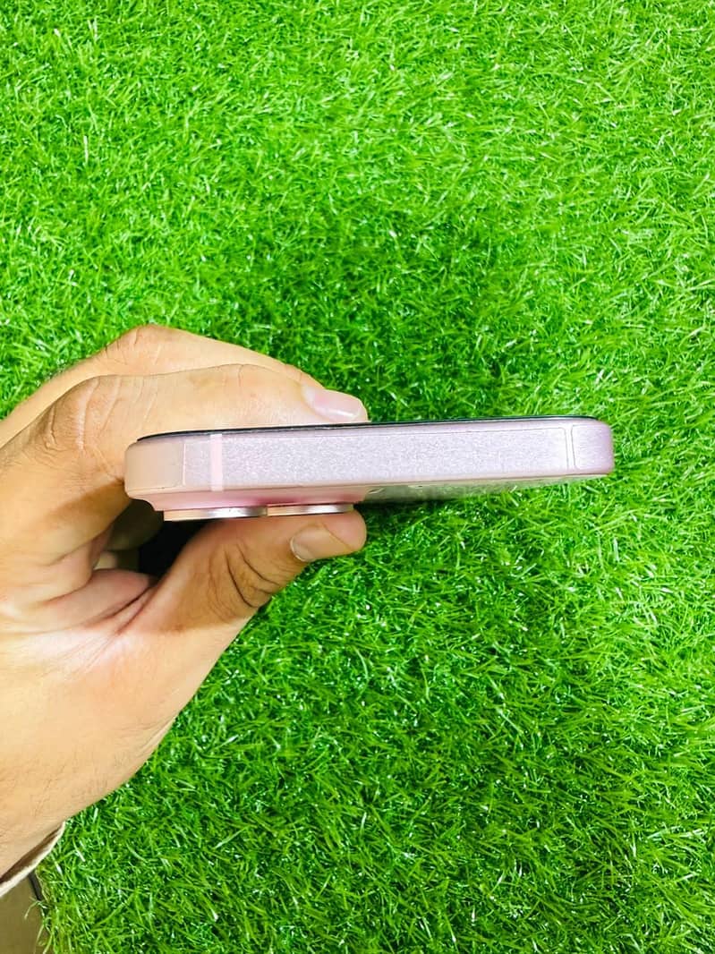 Apple iPhone 15 1