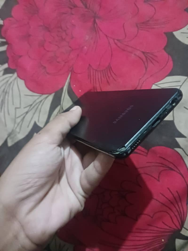 Samsung Mobile A52 6