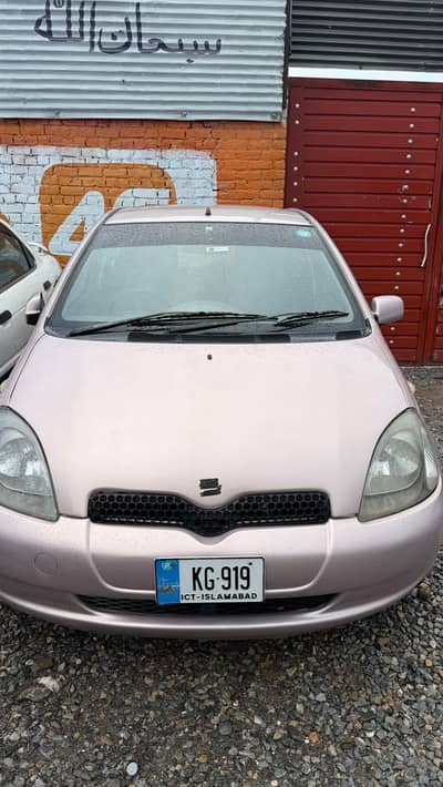 Toyota Vitz 2000