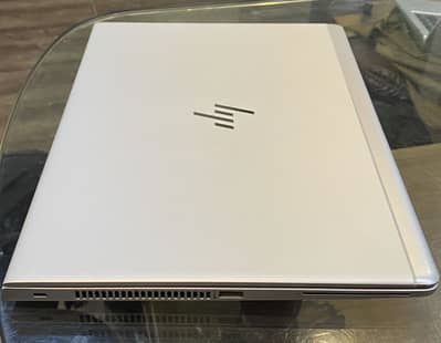 Hp elite book 830 g6 with core i5 8th gen
