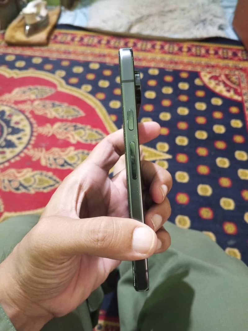 Google Pixel 9 Pro 3
