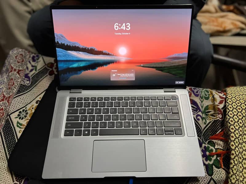 Dell latitude 2