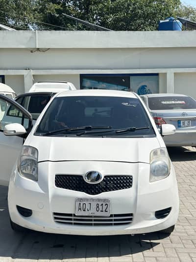 Toyota Vitz 2005