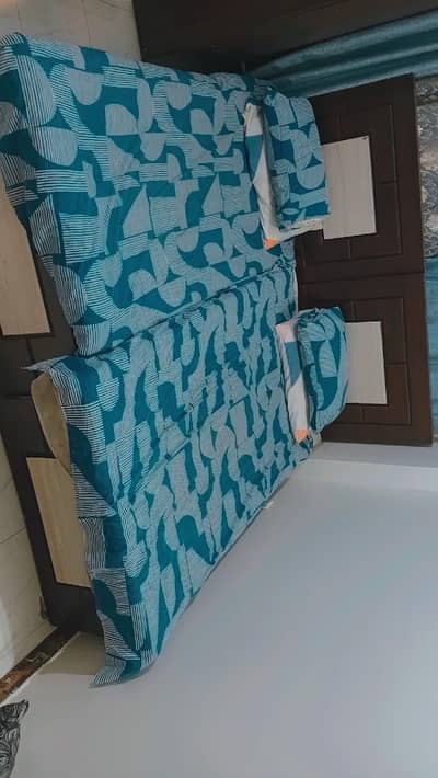 2 Single beds