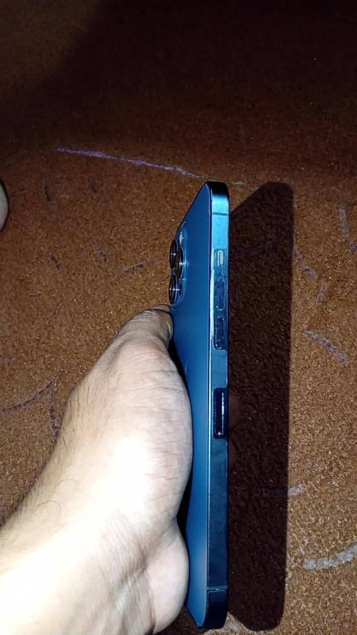Apple iPhone 12 Pro Max 1
