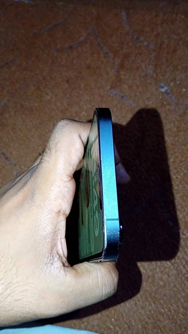 Apple iPhone 12 Pro Max 3