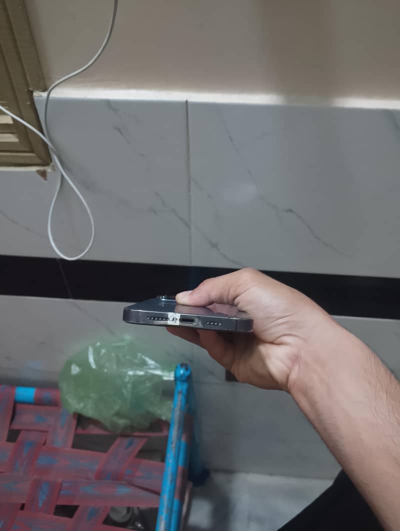 Apple iPhone 14 Pro Max 3