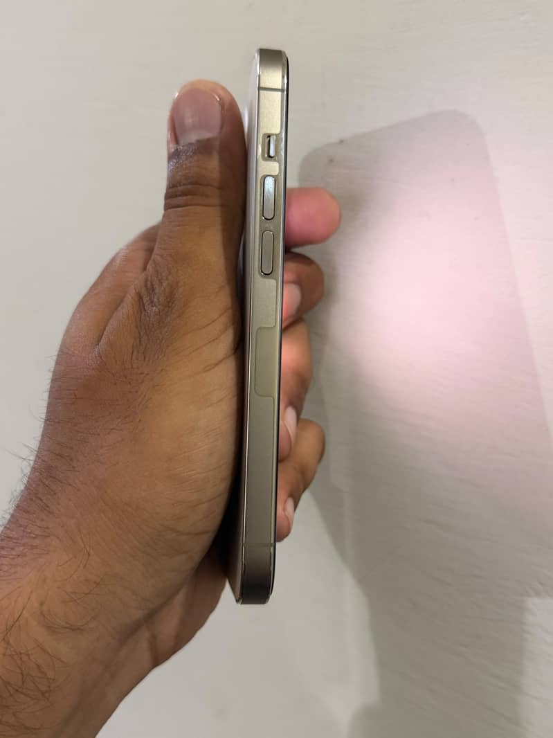 Apple iPhone 14 Pro jv 1