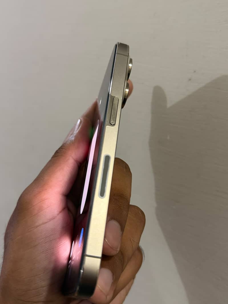 Apple iPhone 14 Pro jv 5