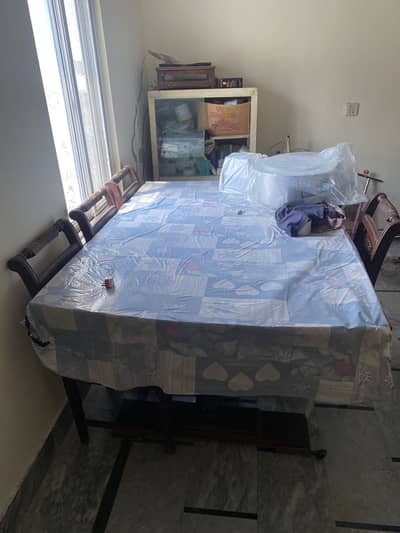 Wood Dinning Table with 6 Chairs