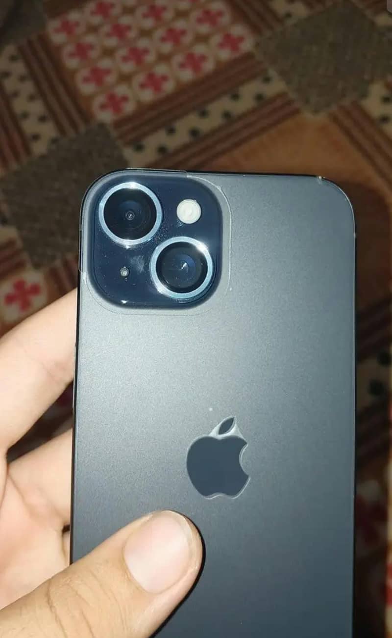 Apple iPhone 15 3