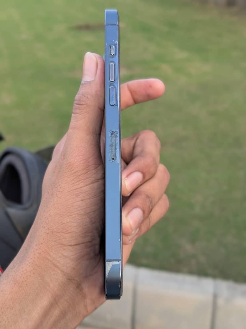 Apple iPhone 12 Pro Max 1