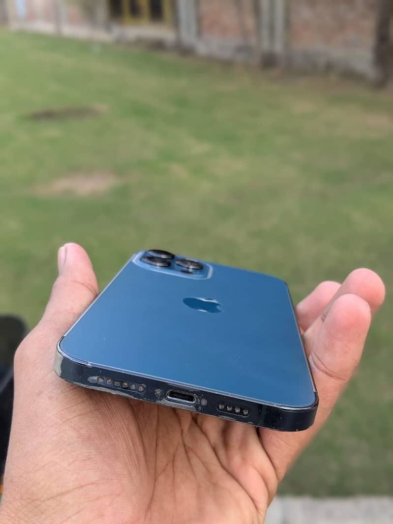 Apple iPhone 12 Pro Max 5