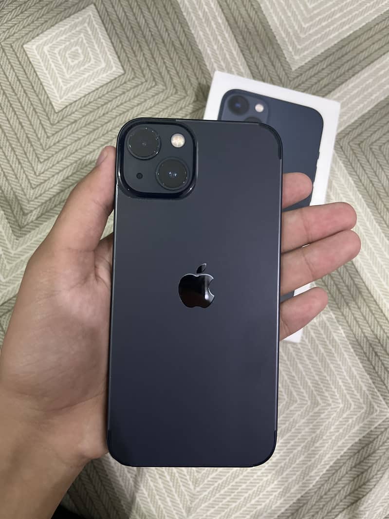 Apple iPhone 13 1