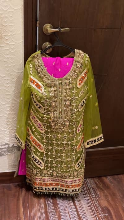 Heavy party wear sharara 3 pc dress mehndi green shocking pink 10/10